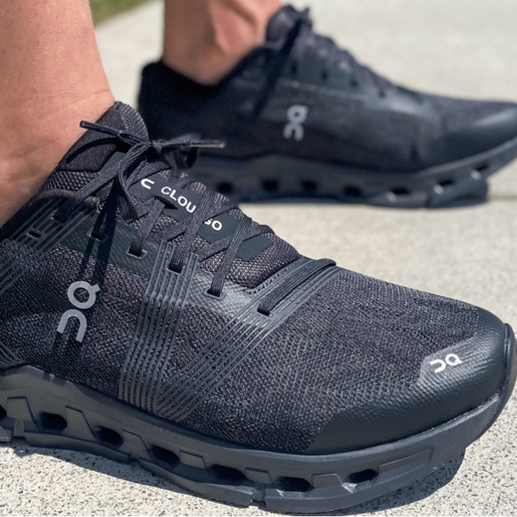 On Blck Running shoes CLOUDGO - Picture 2 of 12